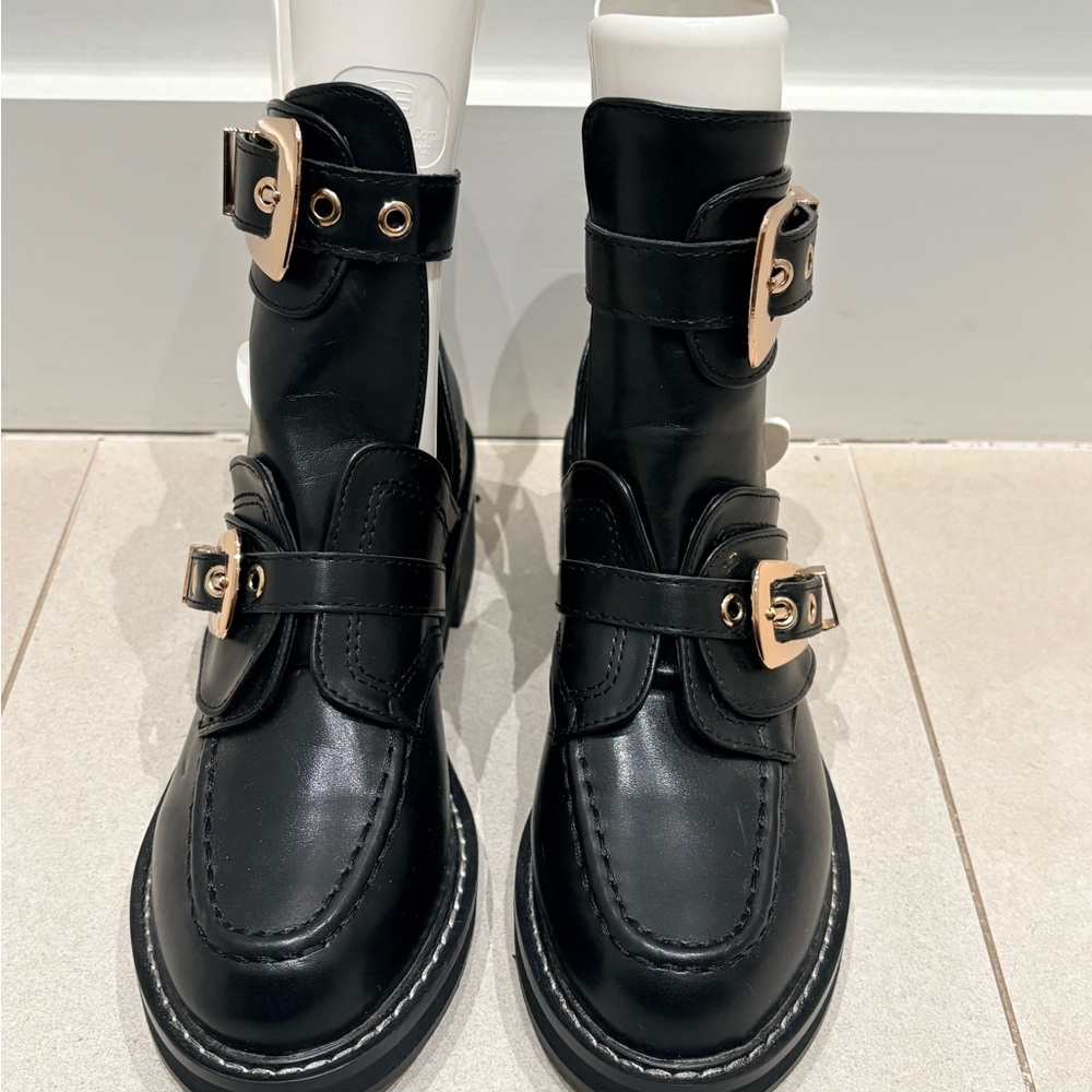 Stylish Black Buckle Ankle Boots - Picture 3 of 8